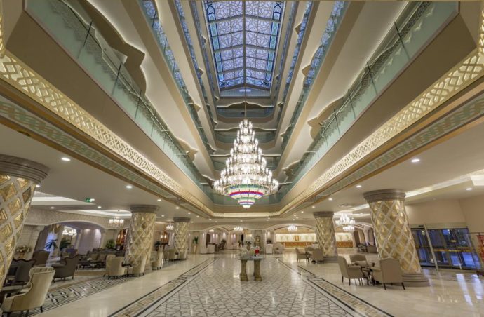 Найкращий сімейний відпочинок у ROYAL ALHAMBRA PALACE HOTEL 5 *