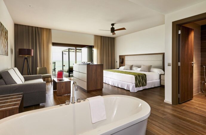 Riu Atoll 4 * (Мальдіви)