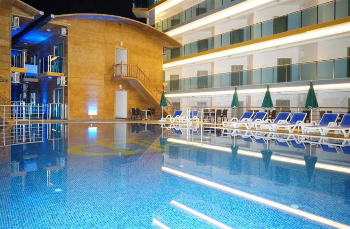 Сімейний відпочинок в Arsi Enfi City Beach Hotel 4*