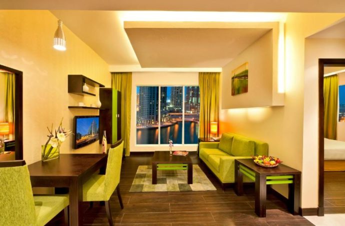 ОАЕ : Marina View Deluxe Hotel Apartment