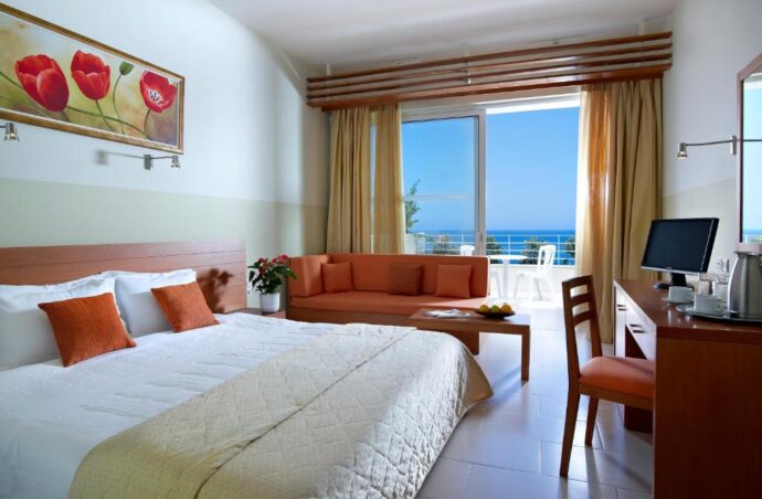 Bali Beach & Sofia Village 3*. Крит зі Жешува!