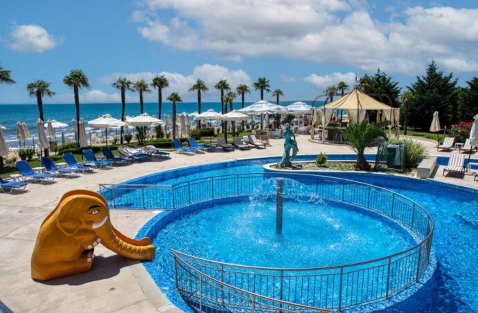 Відпочинок у прекрасному готелі MPM ZORNITZA SANDS 4*