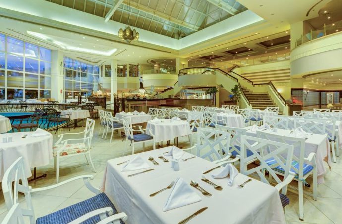 Сімейний вікенд в Aurora Oriental Resort 5* –  599 $
