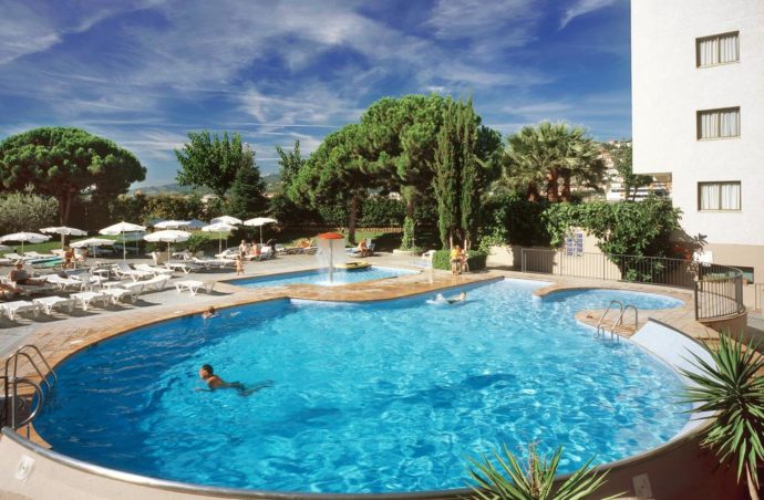 Сімейний відпочинок в AQUA MONTAGUT SUITES 4*(Іспанія)