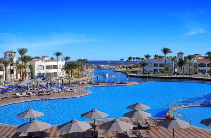 Зустрічай Новий Рік вишуканому готетелі DANA BEACH RESORT 5 *