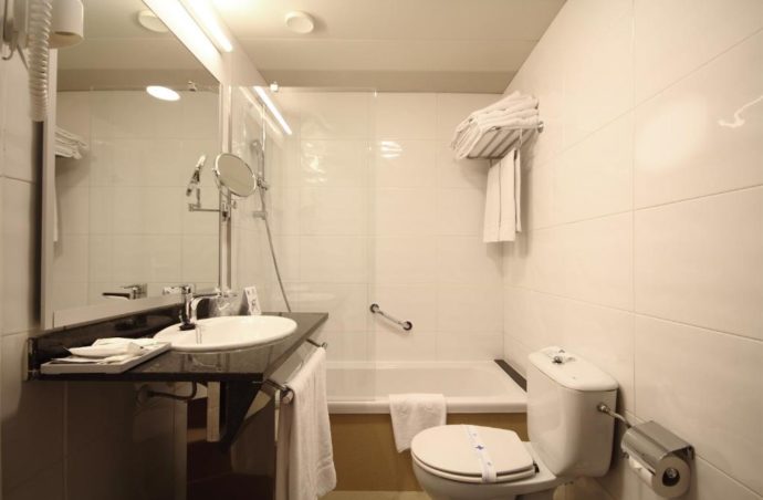 Іспанська сієста в Aqua Hotel Aquamarina 4* Іспанська сієста в Aqua Hotel Aquamarina 4*