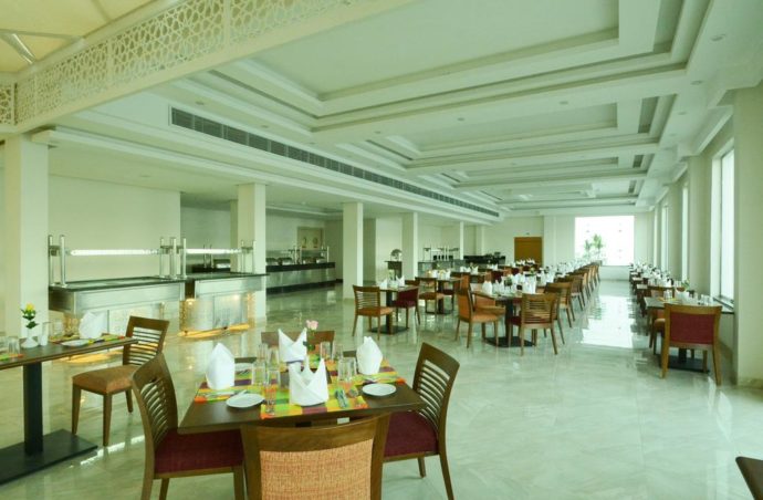 Новий Рік у Єгипті, OLD VIC SHARM RESORT 4 *- 272 $ зі Львова,10 ночей