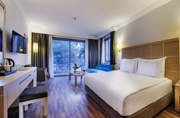 Bellis Deluxe Hotel 5*