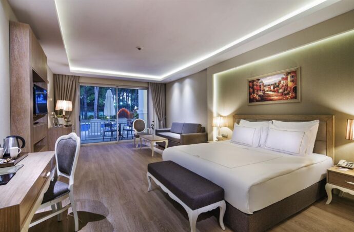 Bellis Deluxe Hotel 5*