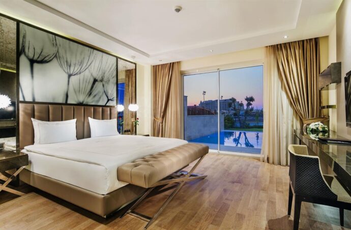 Bellis Deluxe Hotel 5*