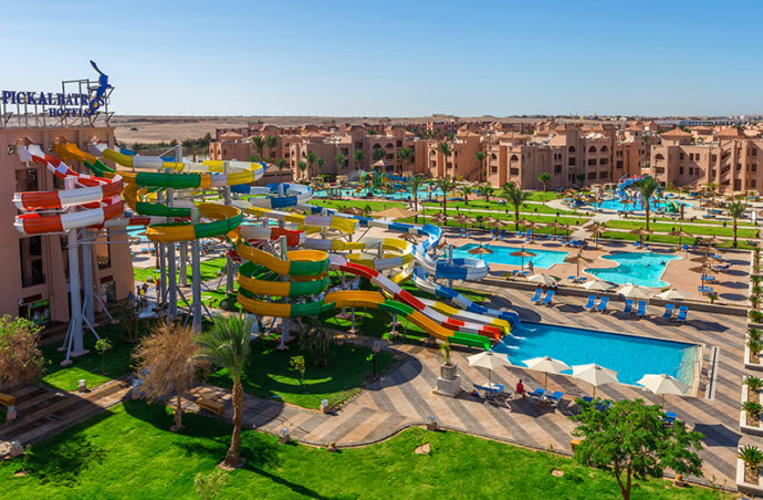 Сімейний відпочинок в Albatros Aqua Park 4* для 2+2 = 677 $