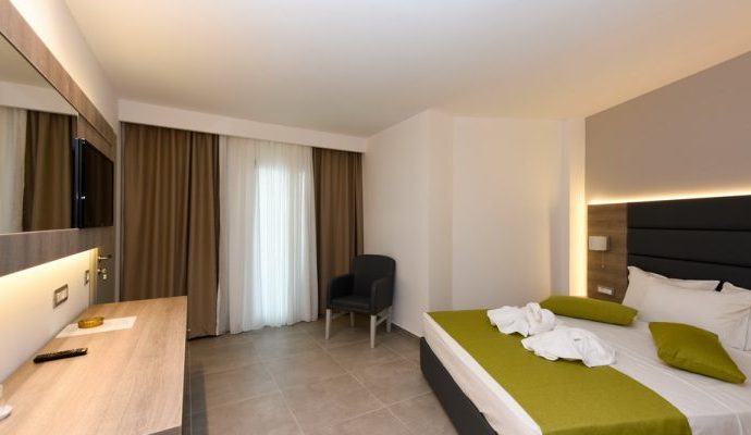 Шалені ціни на Грецію! Від 548 EUR