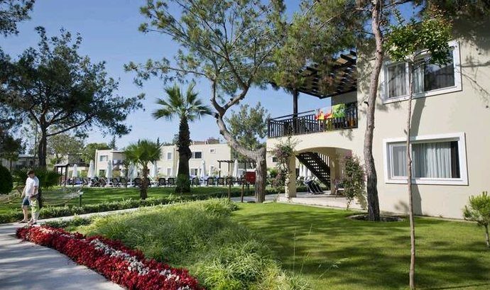 Ідеальний сімейний відпочинок в  Otium Eco Club 5*