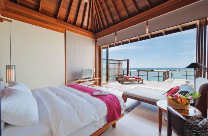 Мальдіви за акційною ціною! Paradise Island Resort 5*