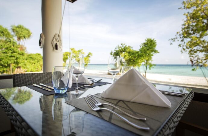 ROBINSON CLUB NOONU 5* (Мальдіви)