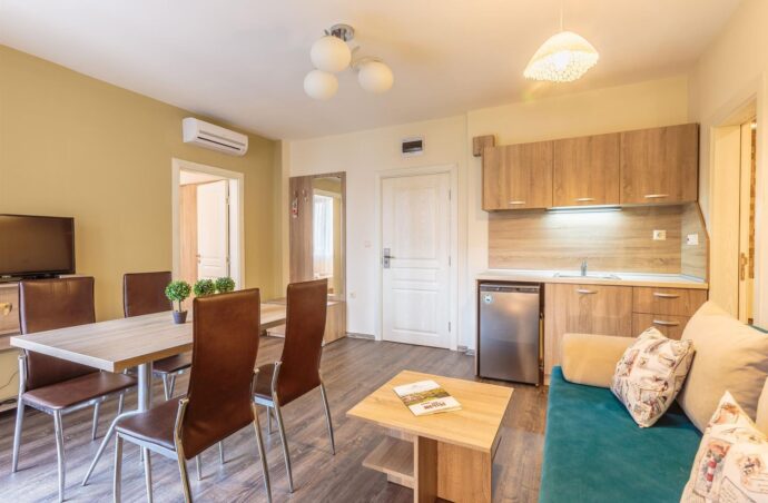 Сонячна Болгарія – Tarsis Club Hotel 4*